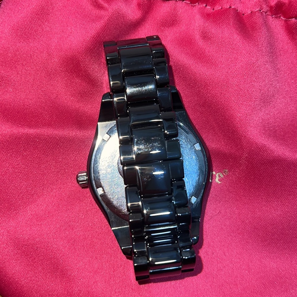 Juicy Couture authentic Watch with pave bezel - Picture 4 of 5